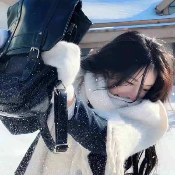 一个年轻的姑娘